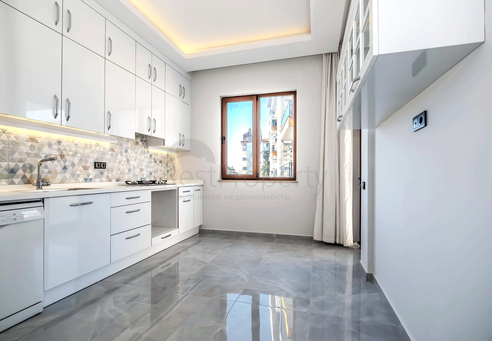 شقة فسيحة 3 + 1 في واحدة من أفضل المناطق في ألانيا-أوبا