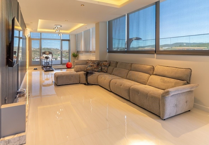 بنتهاوس فاخر للحصول على الجنسية