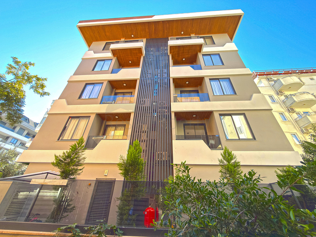 2 + 1 بنتهاوس 50 متر من شاطئ كليوباترا