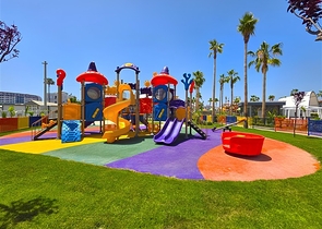 شقة 1+1 مطلة على البحر في مجمع من الدرجة الممتازة 