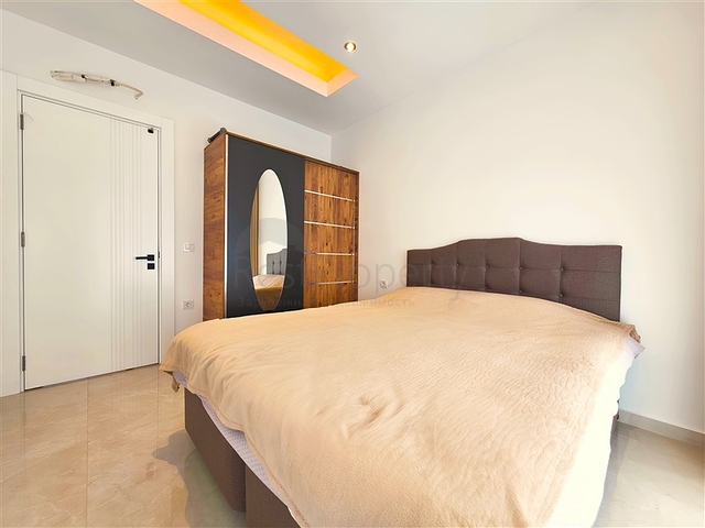 شقة مطلة على البحر 1 + 1 في وسط ألانيا