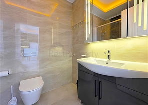 شقة مطلة على البحر 1 + 1 في وسط ألانيا