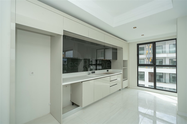 الشقة من صاحب التخطيط 1+1, 2+1, 3+1 في مشروع منطقة توركلر واسع النطاق