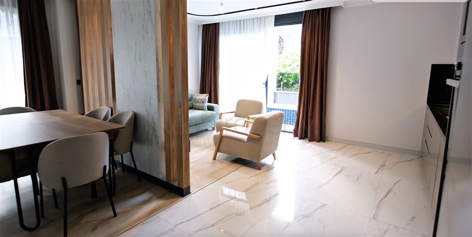 2 + 1 حديقة دوبلكس في كيستل 