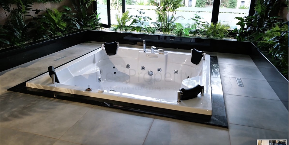 2 + 1 حديقة دوبلكس في كيستل 