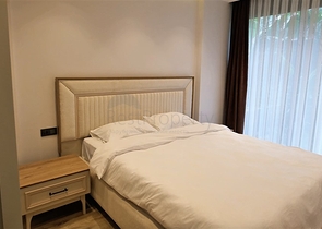 2 + 1 حديقة دوبلكس في كيستل 