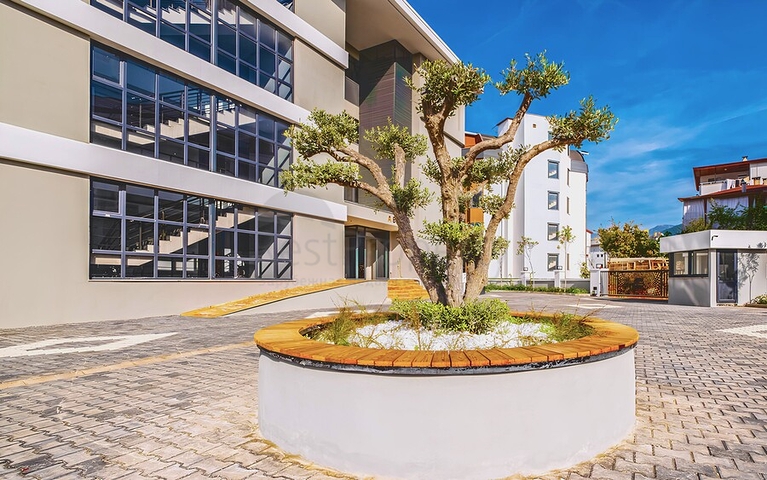 شقة بغرفة نوم واحدة في مجمع في منطقة أوبا