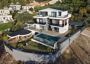 فيلا 6+1 في فتحية-منطقة أنطاليا 