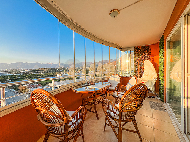 شقة مريحة من غرفتي نوم على بعد 150 متر من البحر