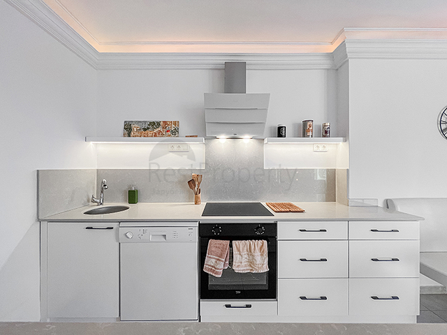 شقة مريحة من غرفتي نوم على بعد 150 متر من البحر