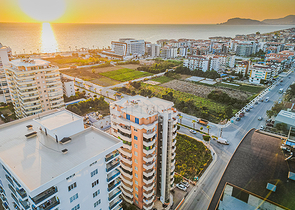 شقة مريحة من غرفتي نوم على بعد 150 متر من البحر