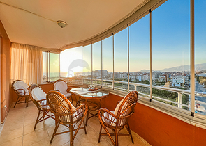 شقة مريحة من غرفتي نوم على بعد 150 متر من البحر