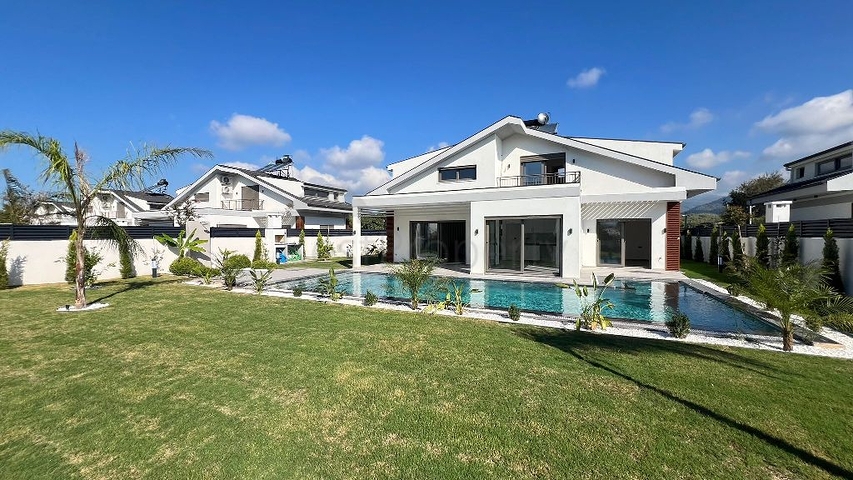 فيلا 3+1 في فتحية-منطقة أنطاليا 