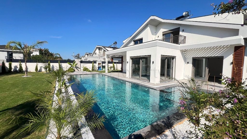 فيلا 3+1 في فتحية-منطقة أنطاليا 