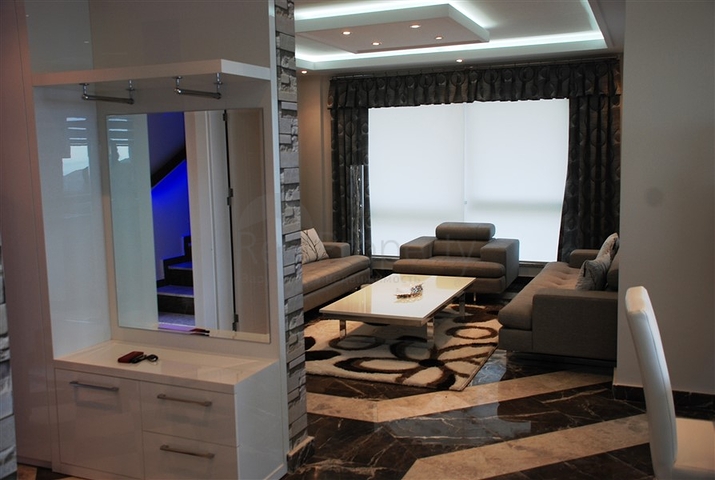 فيلات للبيع في قلب مدينة ألانيا 