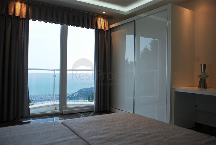 فيلات للبيع في قلب مدينة ألانيا 