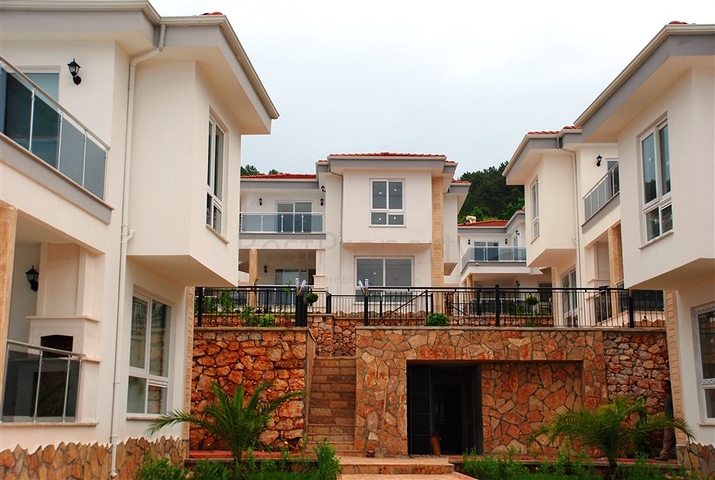 فيلات للبيع في قلب مدينة ألانيا 