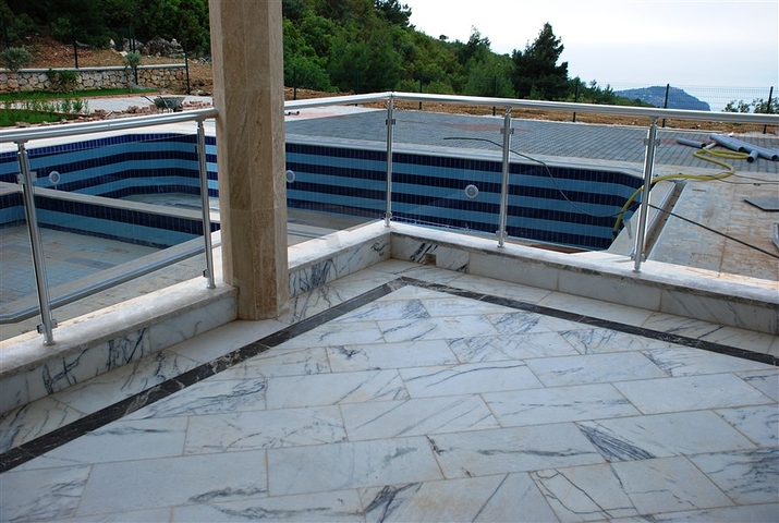 فيلات للبيع في قلب مدينة ألانيا 