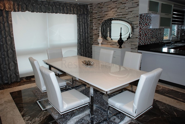 فيلات للبيع في قلب مدينة ألانيا 