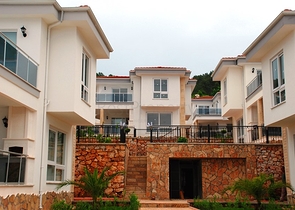 فيلات للبيع في قلب مدينة ألانيا 