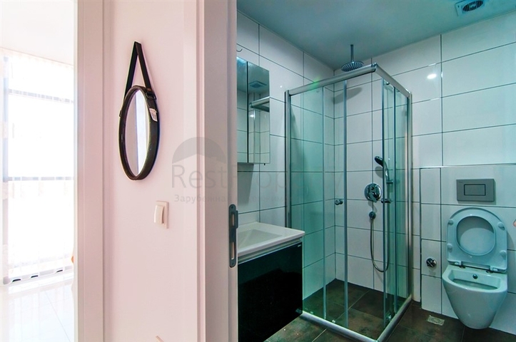 شقق بمساحات واحجام مختلفة للبيع 