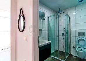 شقق بمساحات واحجام مختلفة للبيع 