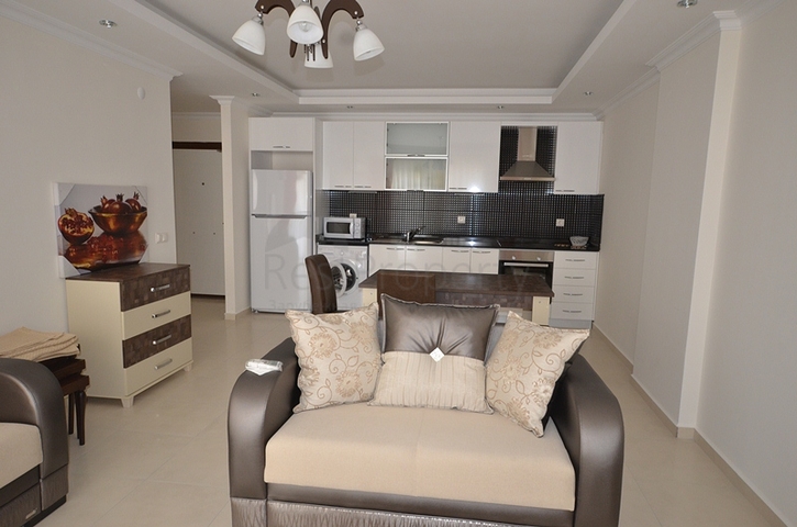 مشروع استثماري مع شاطئه الخاص