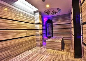 مشروع استثماري مع شاطئه الخاص