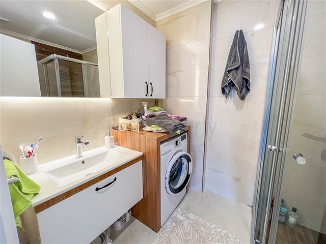 شقة 2 + 1 على الساحل الأول