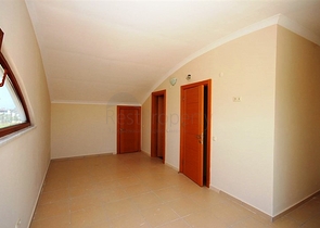 فيلا واسعة للبيع في بيليك من المالك مباشرة 