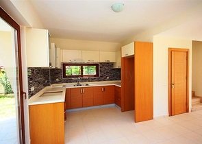 فيلا واسعة للبيع في بيليك من المالك مباشرة 