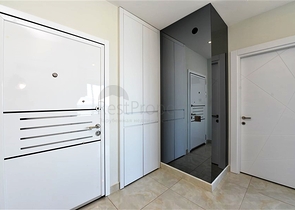 شقة من غرفتي نوم مع إطلالة بانورامية على البحر