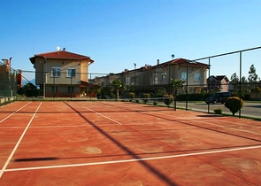 فيلا بثلاثة طوابق في بيليك 