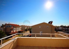 فيلا بثلاثة طوابق في بيليك 