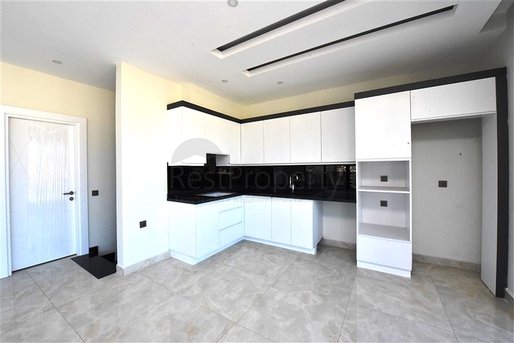 شقة ضخمة مطلة على 3+1 على الساحل الأول