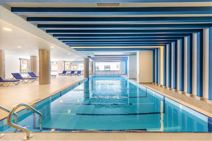 شقة ضخمة مطلة على 3+1 على الساحل الأول