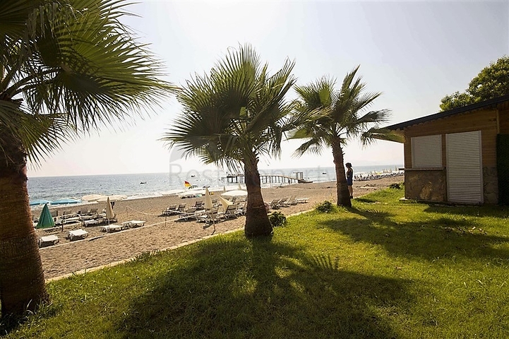 شقة ضخمة مطلة على 3+1 على الساحل الأول