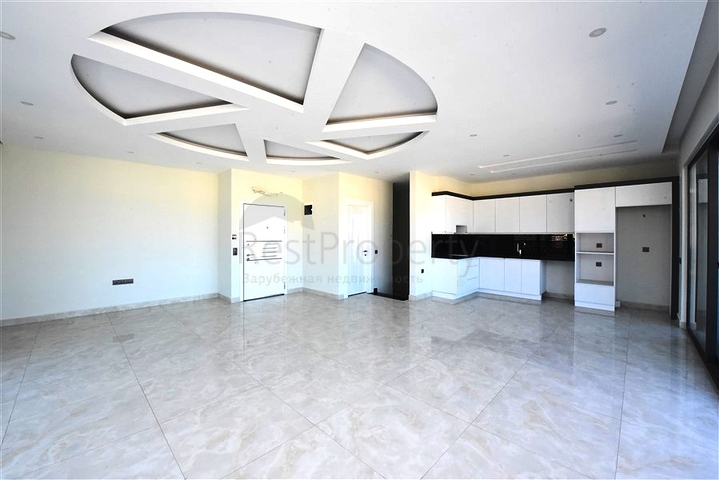 شقة ضخمة مطلة على 3+1 على الساحل الأول