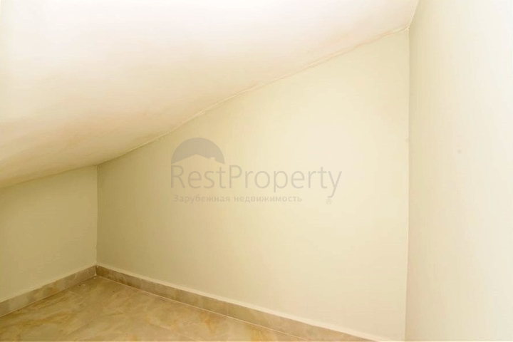 شقة ضخمة مطلة على 3+1 على الساحل الأول