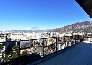 شقة ضخمة مطلة على 3+1 على الساحل الأول