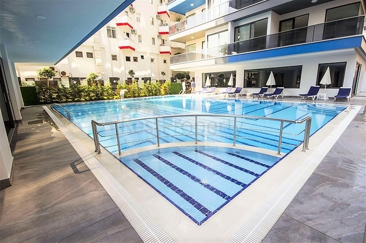 شقة 2 + 1 مع إطلالة بانورامية على البحر في منطقة محمودلار