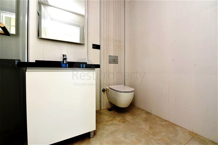 شقة 2 + 1 مع إطلالة بانورامية على البحر في منطقة محمودلار