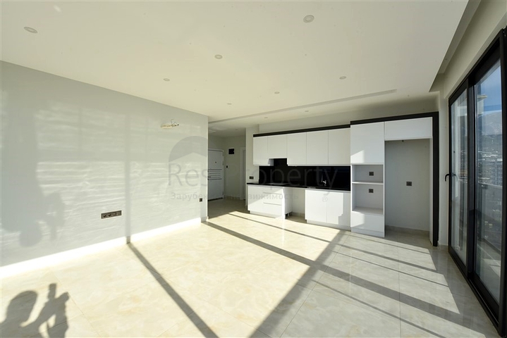 شقة 2 + 1 مع إطلالة بانورامية على البحر في منطقة محمودلار