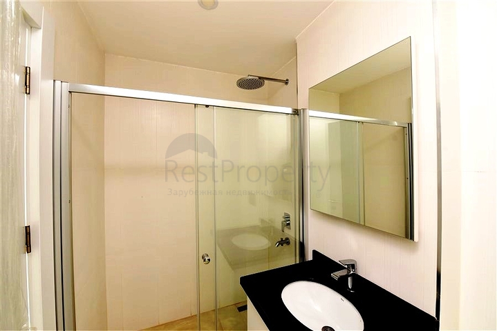 شقة 2 + 1 مع إطلالة بانورامية على البحر في منطقة محمودلار