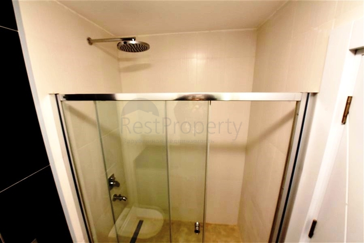 شقة 2 + 1 مع إطلالة بانورامية على البحر في منطقة محمودلار