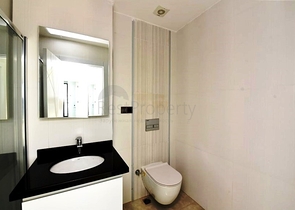 شقة 2 + 1 مع إطلالة بانورامية على البحر في منطقة محمودلار