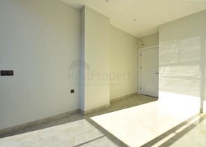 شقة 2 + 1 مع إطلالة بانورامية على البحر في منطقة محمودلار