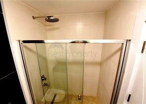 شقة 2 + 1 مع إطلالة بانورامية على البحر في منطقة محمودلار