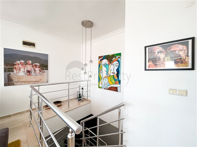 بنتهاوس 3 + 2 مطل على البحر في منطقة توسمور