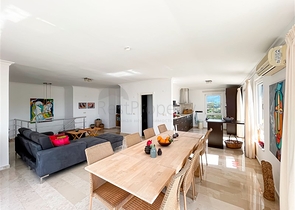 بنتهاوس 3 + 2 مطل على البحر في منطقة توسمور